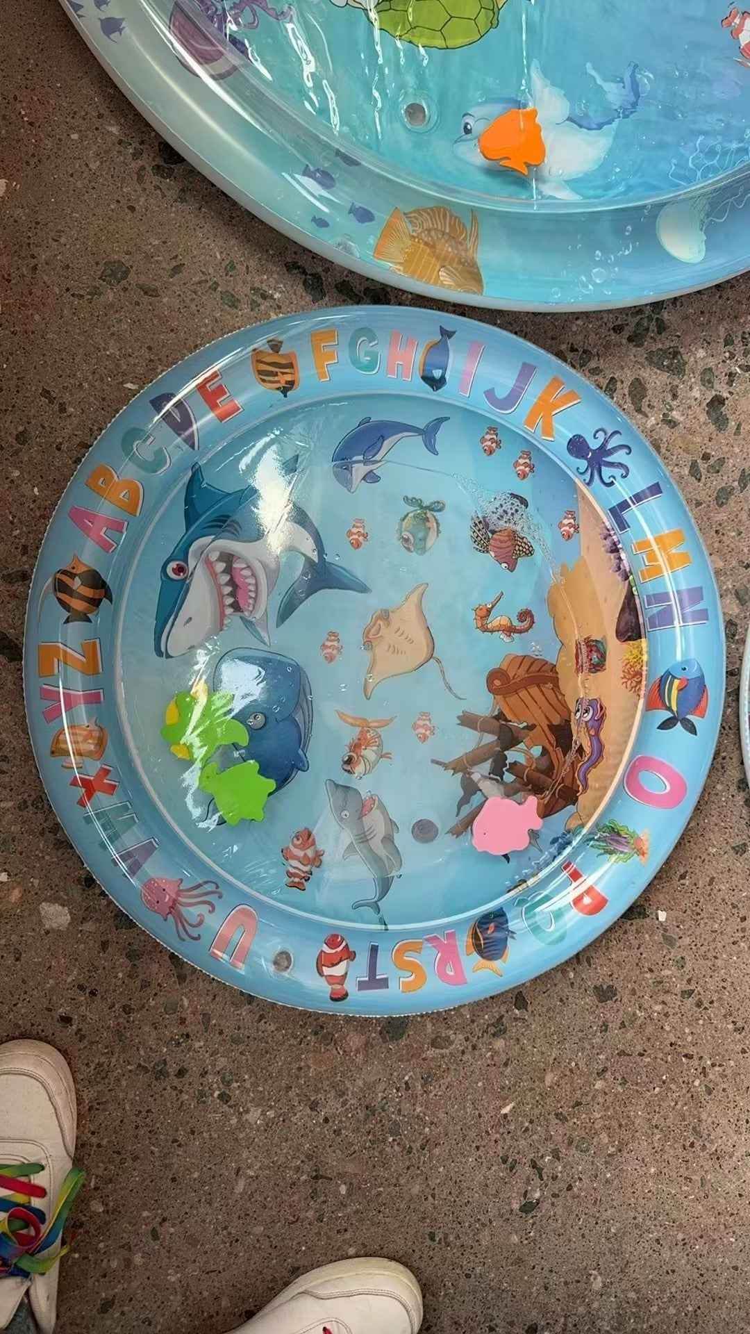 Kühlmatte mit Wasser für Hunde oder Katzen - Tierbedarf.si