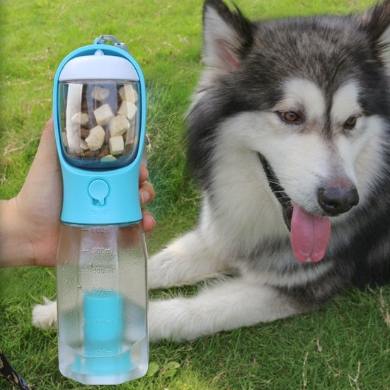 Tragbare Wasserflasche für Hunde oder Katzen- Futter, Wasser und Kotbeutel inkl.